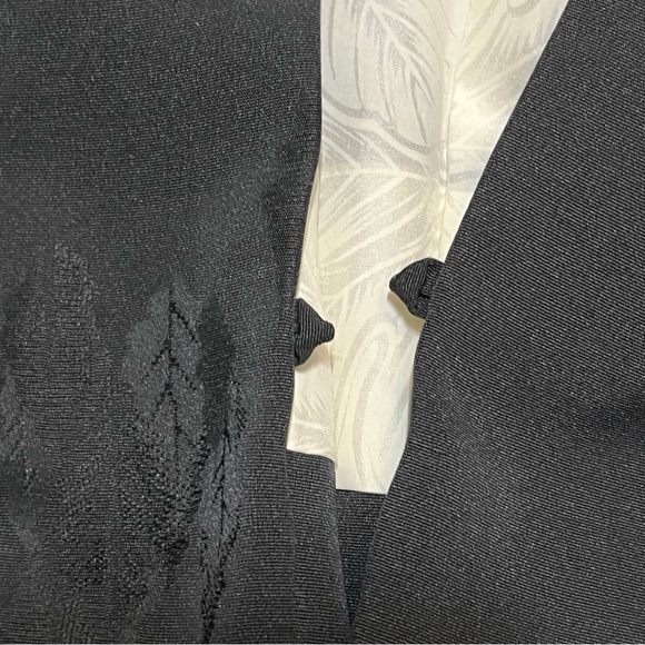 Vintage Silk Kimono - Picture 6 of 16